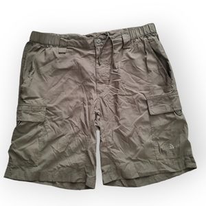 The North Face Men's Green Cargo Shorts XL